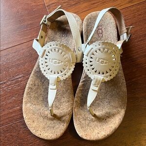 UGG white LeatherThong Sandals with Logo Medallion